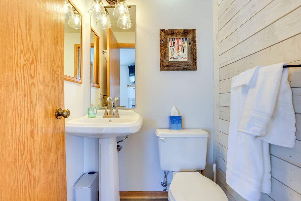 Fantastic Fraser Condo: Year-round Family Getaway