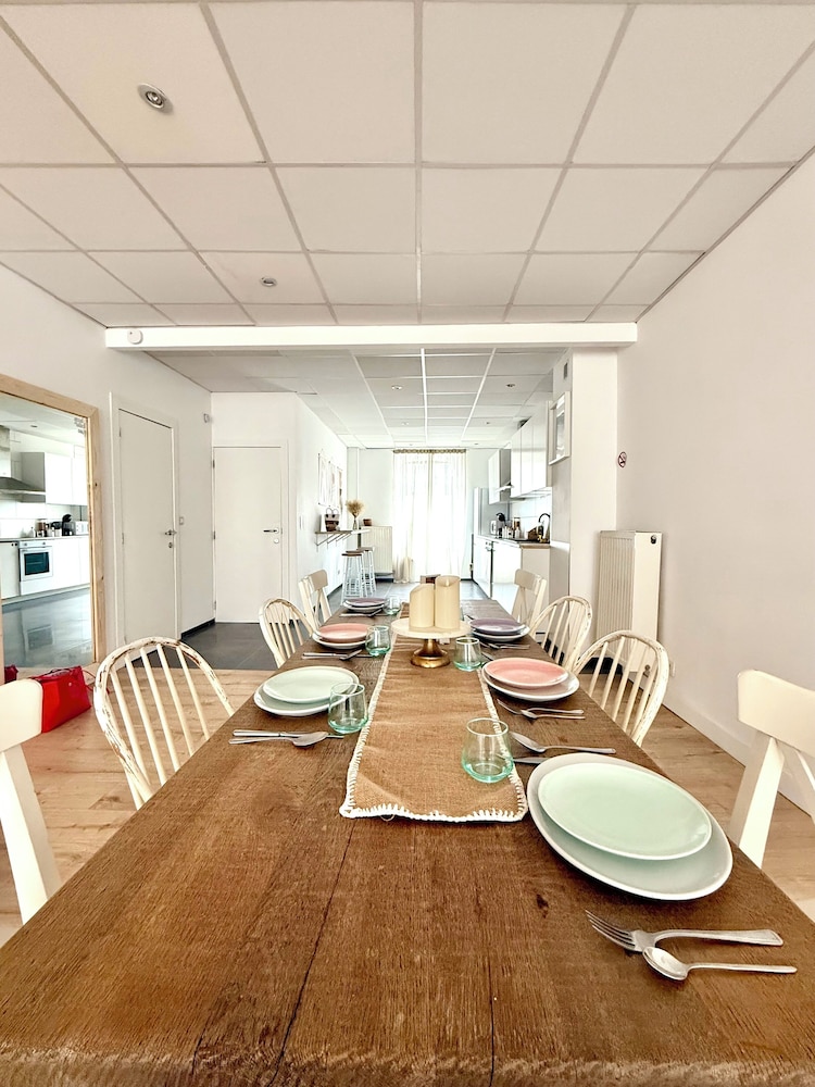 Spacious duplex in the center