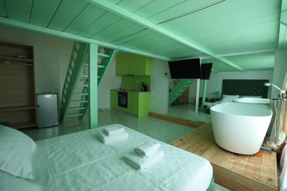Romance Apartment