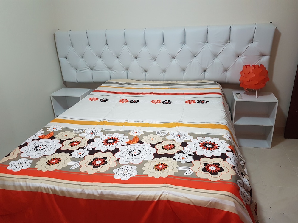 Apartamento hotel la Española