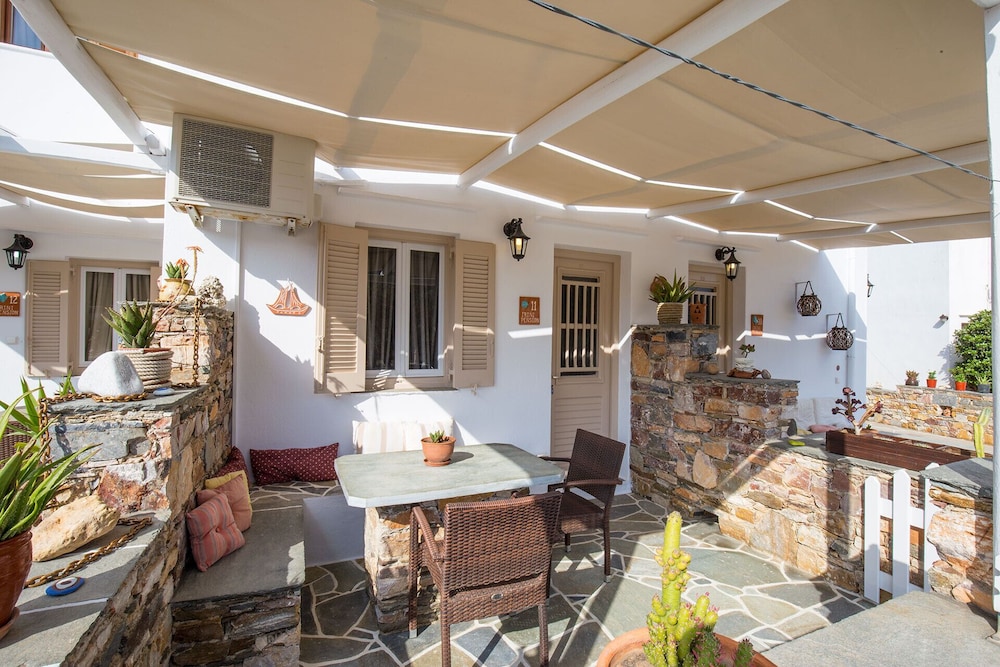 Irini Pension