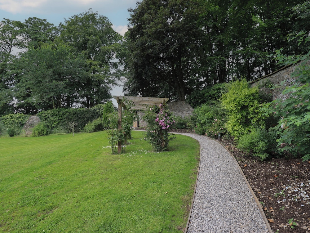 The Gardener's Retreat
