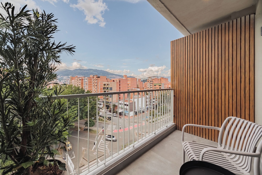 Quadrato Studios
