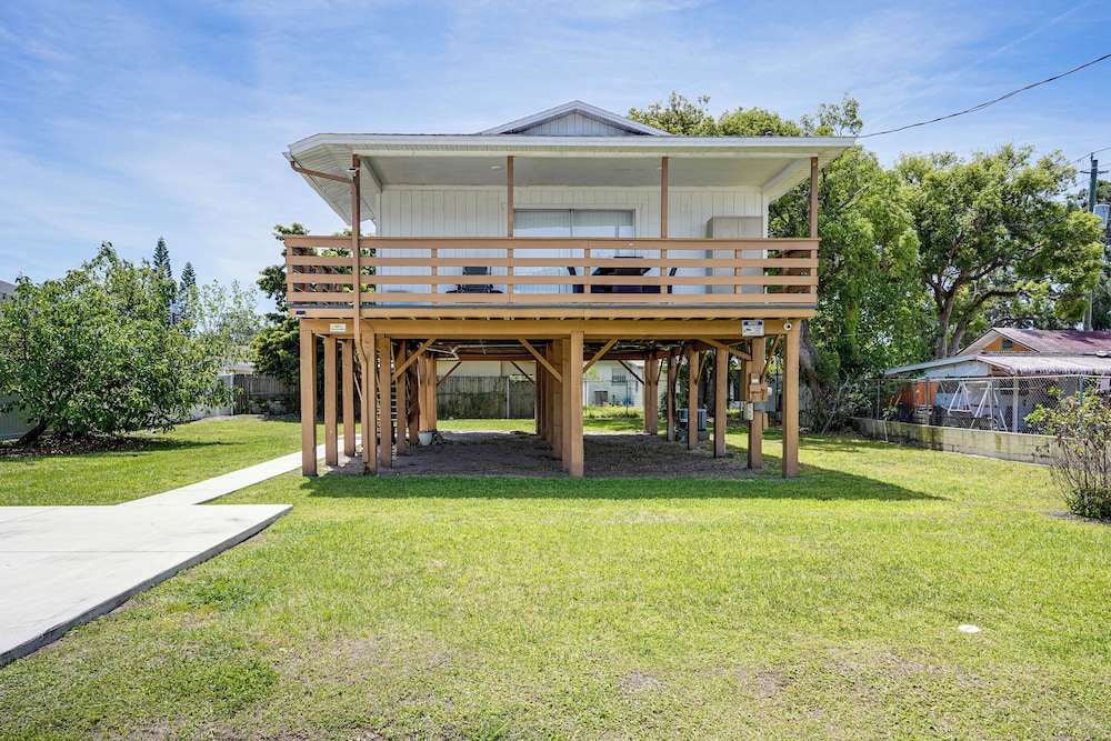 Near Airport & Sports Venues: Tampa Sanctuary!