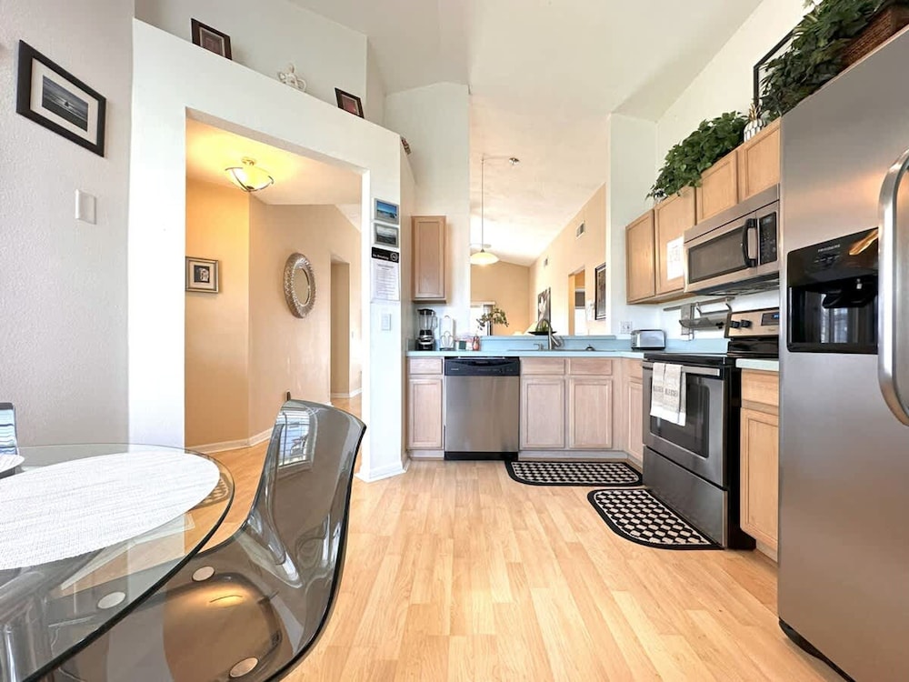 Less Than 10 Minutes From Disney 3Bd Villa With Pool