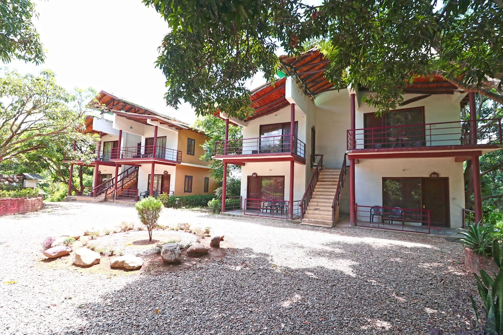 OYO 9445 Bagheera Jungle Retreat