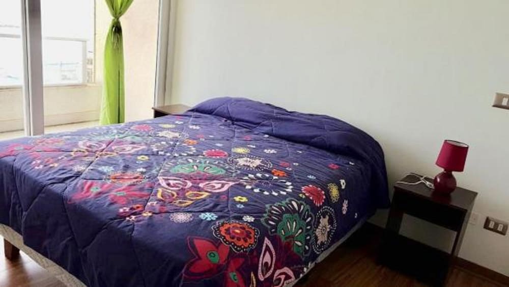 761 Av. Pacifico view 3