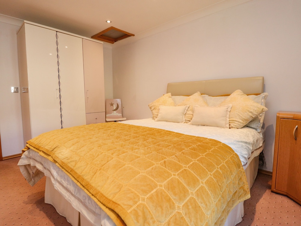 Bronte Cottage
