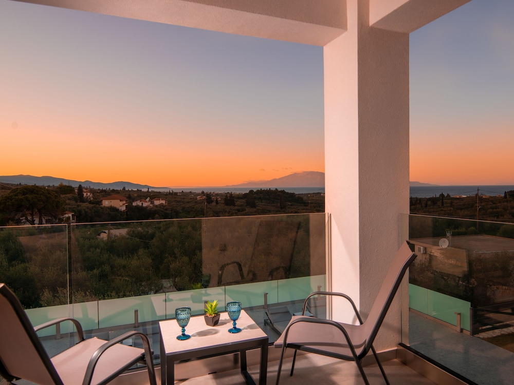 Vatia Villas