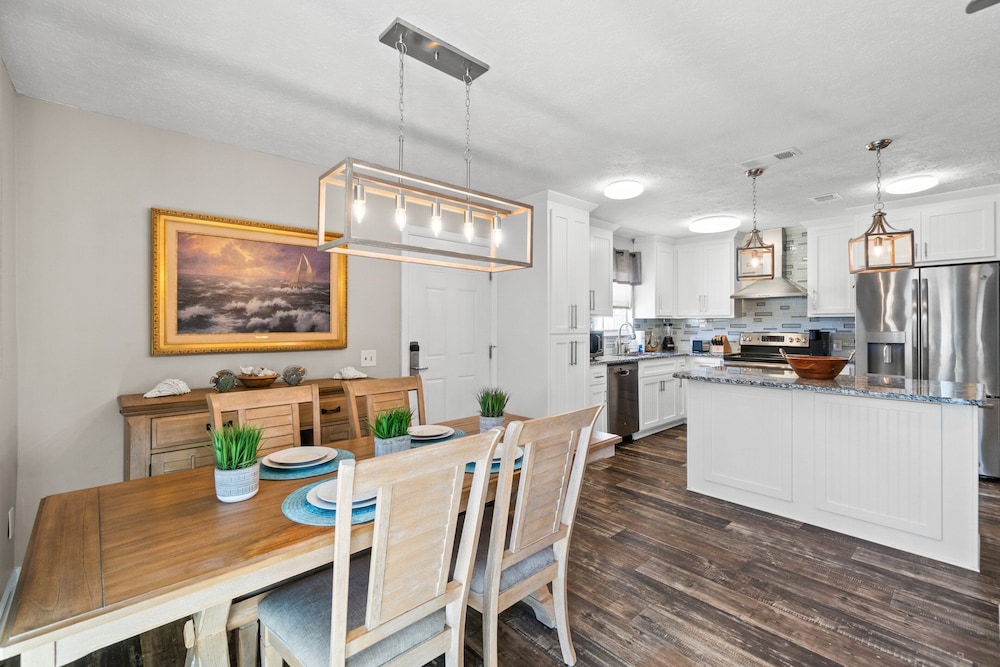 Beachy Bonanza by Book That Condo