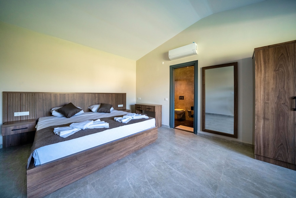 1 Bedroom Private Honeymoon Villa