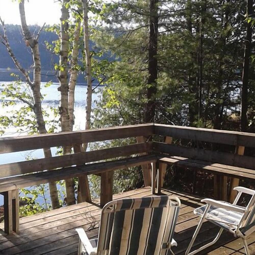 Lodge on the Point