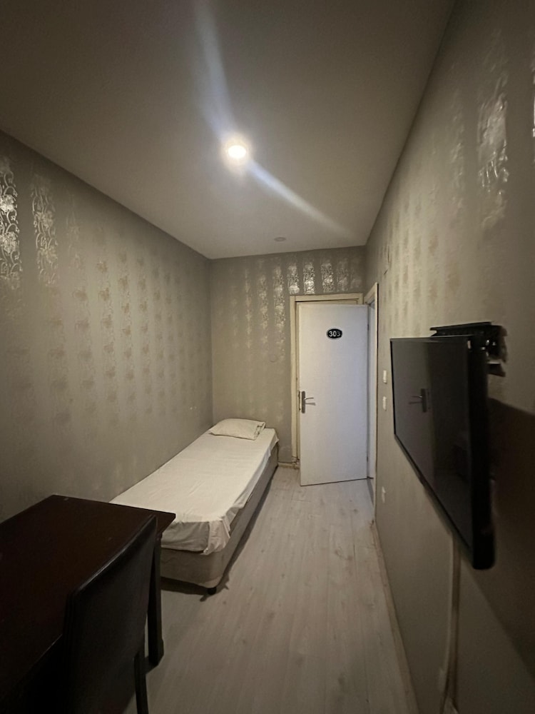 Trilya Otel İstanbul - Image 8