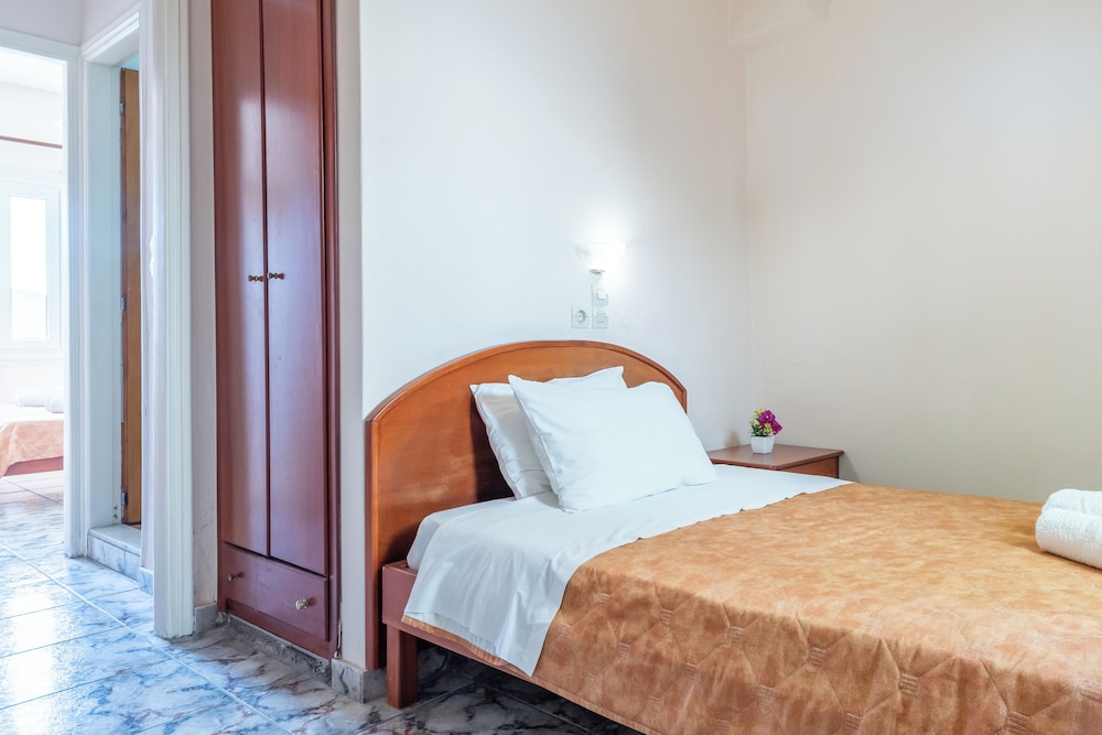 Lemonis Rooms