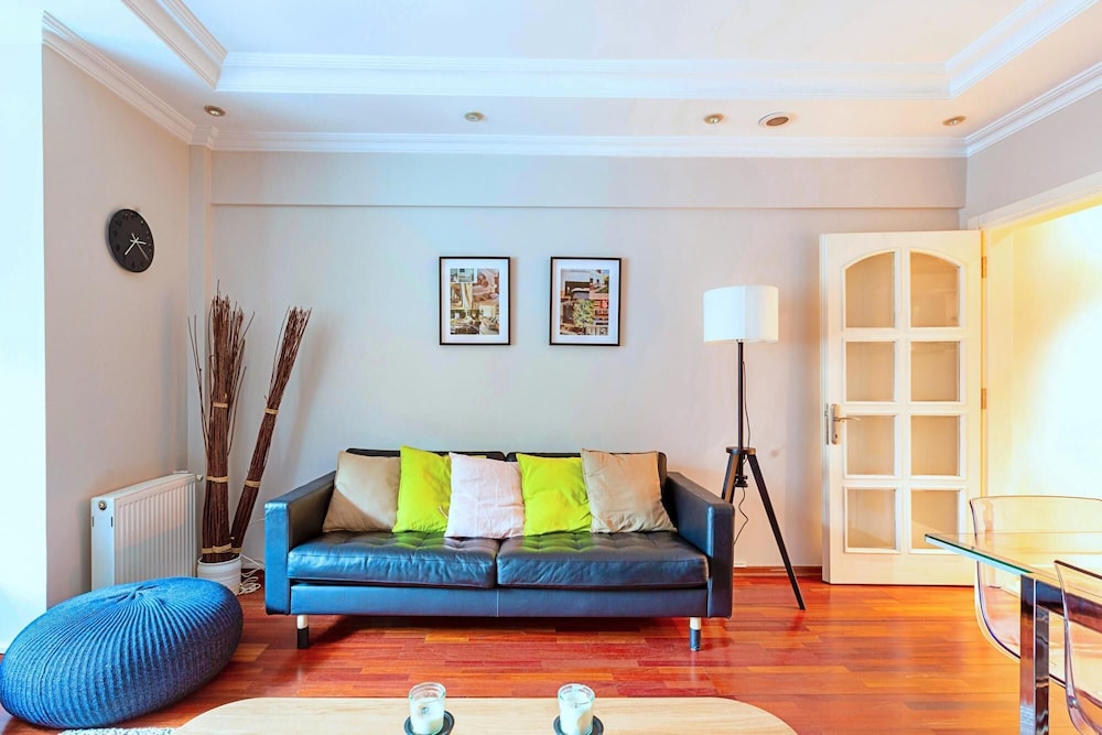 Missafir Exclusive and Central Flat in Nisantasi
