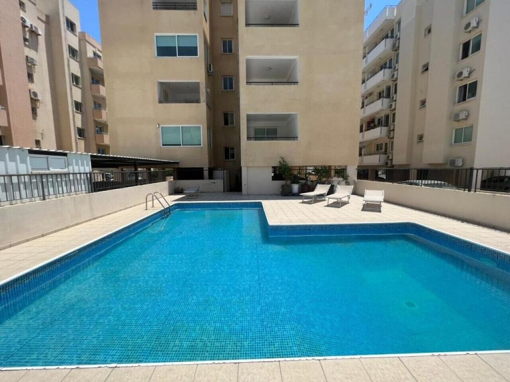 Chloris 3- Bedroom Apartment in Larnaca