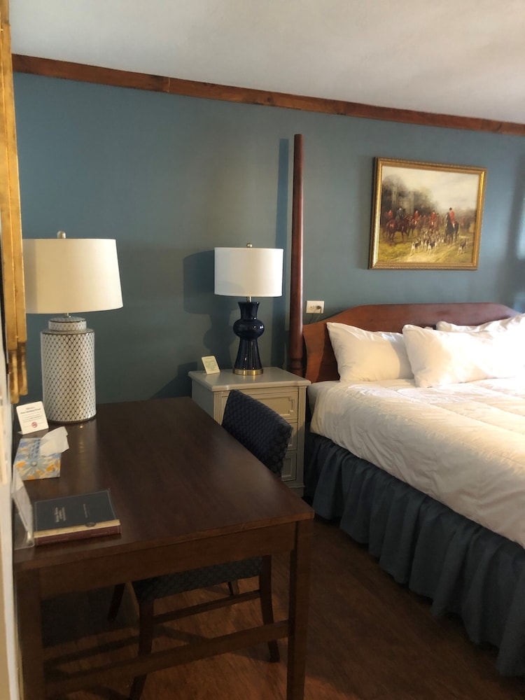 Beekman Arms and Delamater Inn