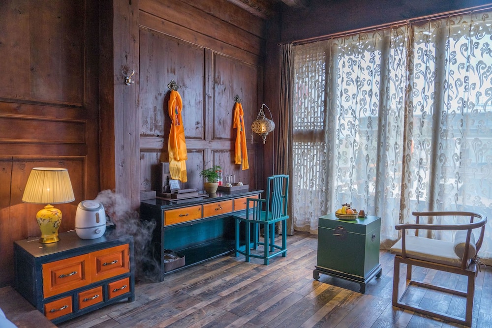 Buddhahood & Lotus Villa