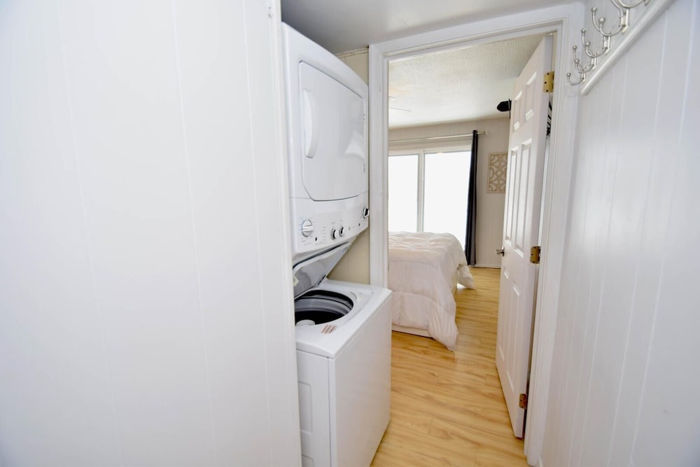 Aronimink 1b 2 Bedroom Condo