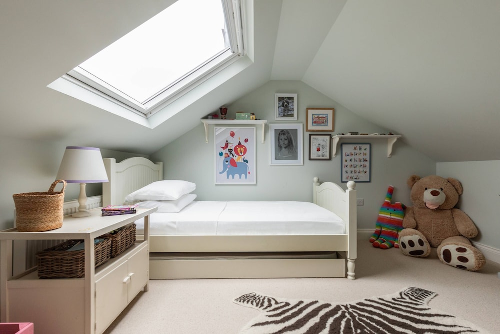 Brewster Gardens III by Onefinestay