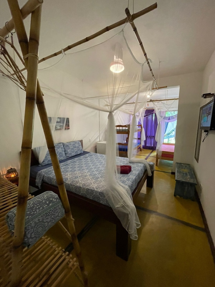 Bali Suites Itamambuca
