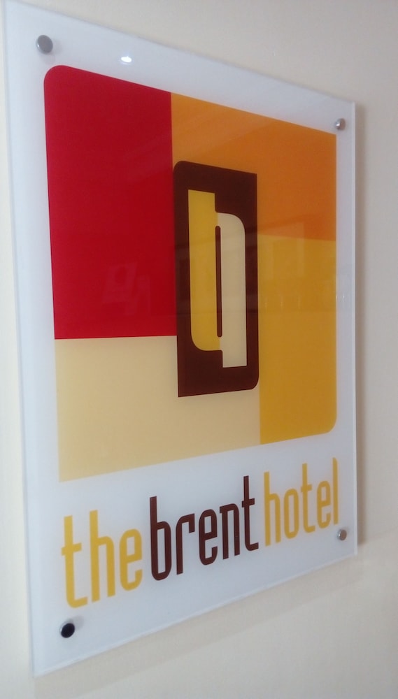 Harrow Vacations - The Brent Hotel - Property Image 6