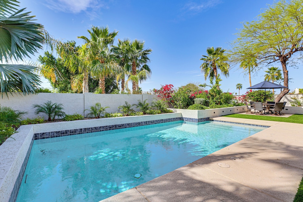 Outdoor Entertainment Space: Home in Scottsdale