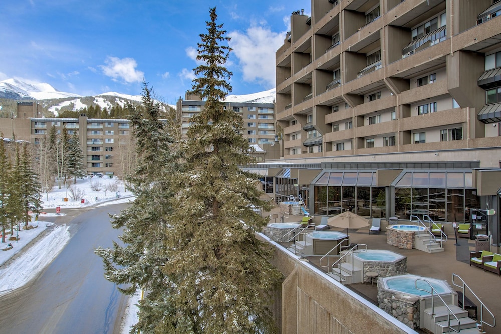 Ski-in/ski-out Beaver Run Retreat 1 Bedroom Condo