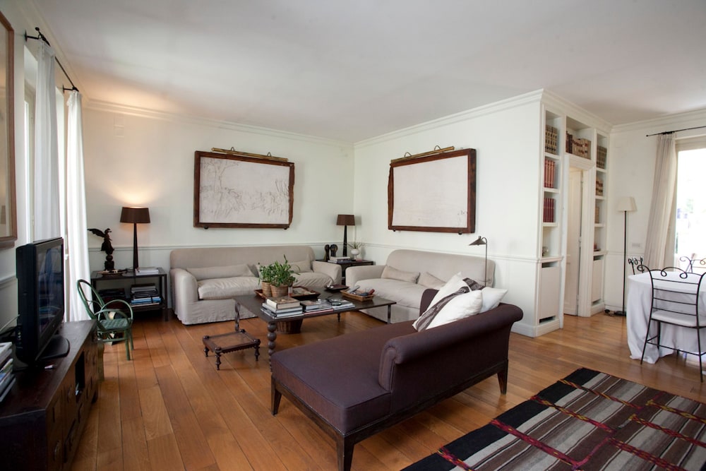 Wonder Princely Penthouse