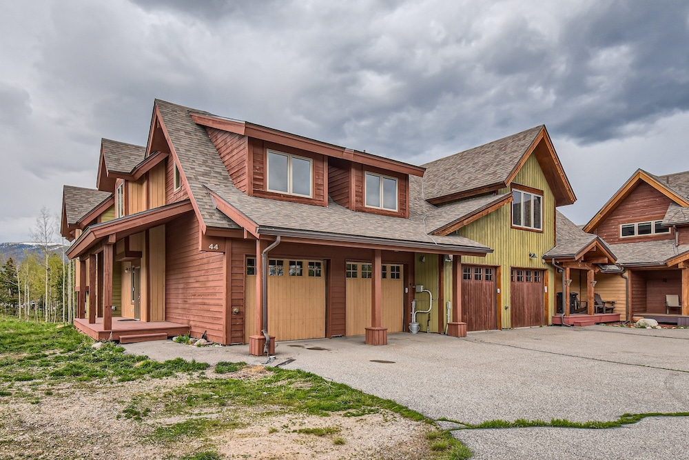 Summit County Vacations - 42 Burgundy 4br 3.5ba 4 Bedroom Townhouse by RedAwning - Property Image 19