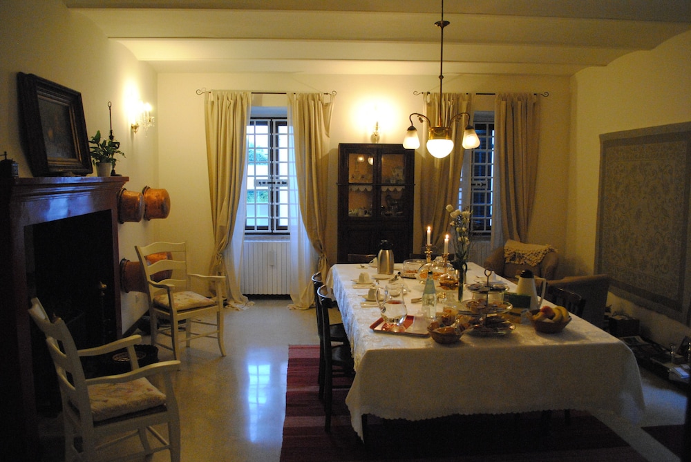 Photo 24