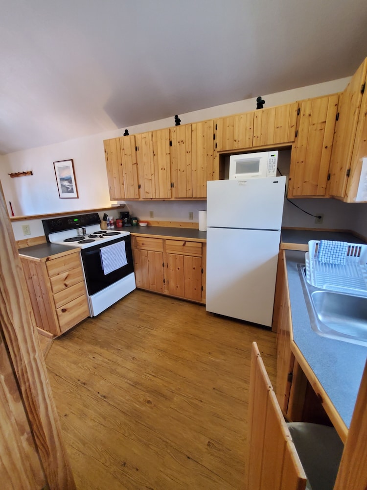 DENALI'S ALASKAN SPRUCE CABINS