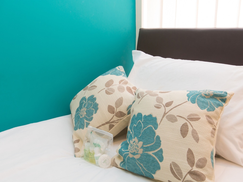 Crewe Vacations - Town House  Minshull New Road - Property Image 10