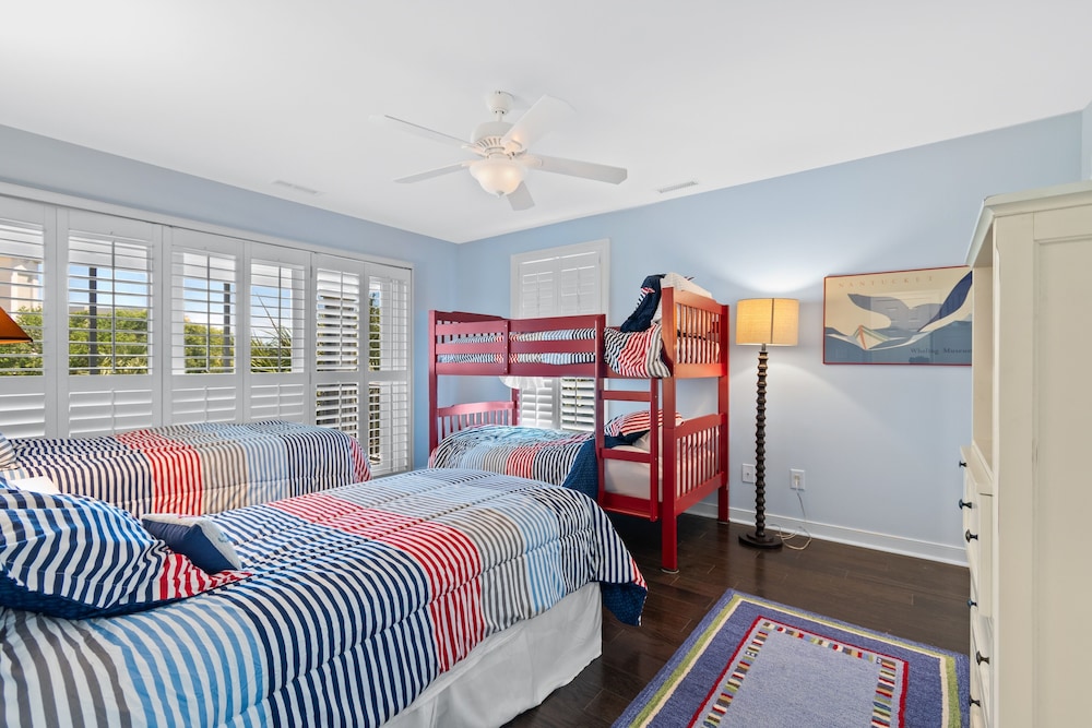 Lachicotte Vacation Rentals