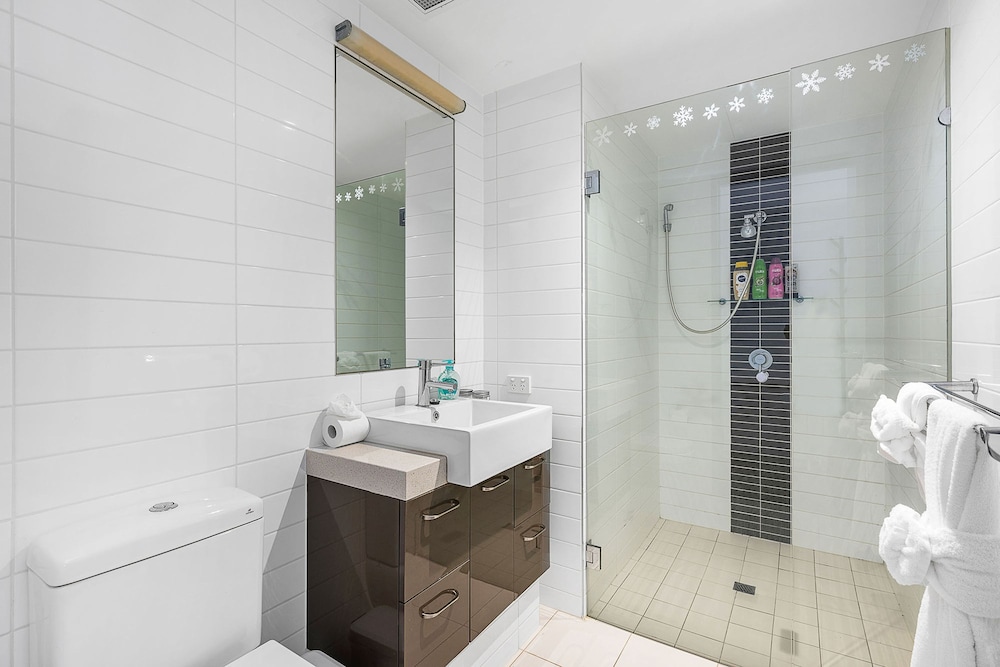 2bdr on Beaufort Street Parking - Mount Lawley