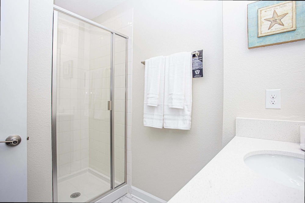 5BR Private Pool Resort Amenities Near Disney