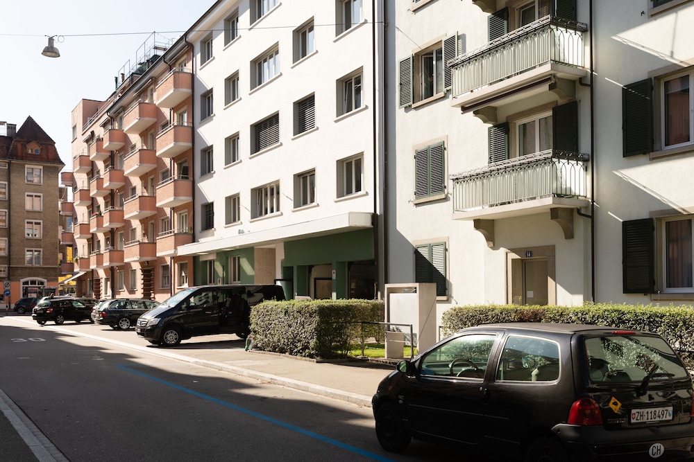 Nest -  Elsastrasse