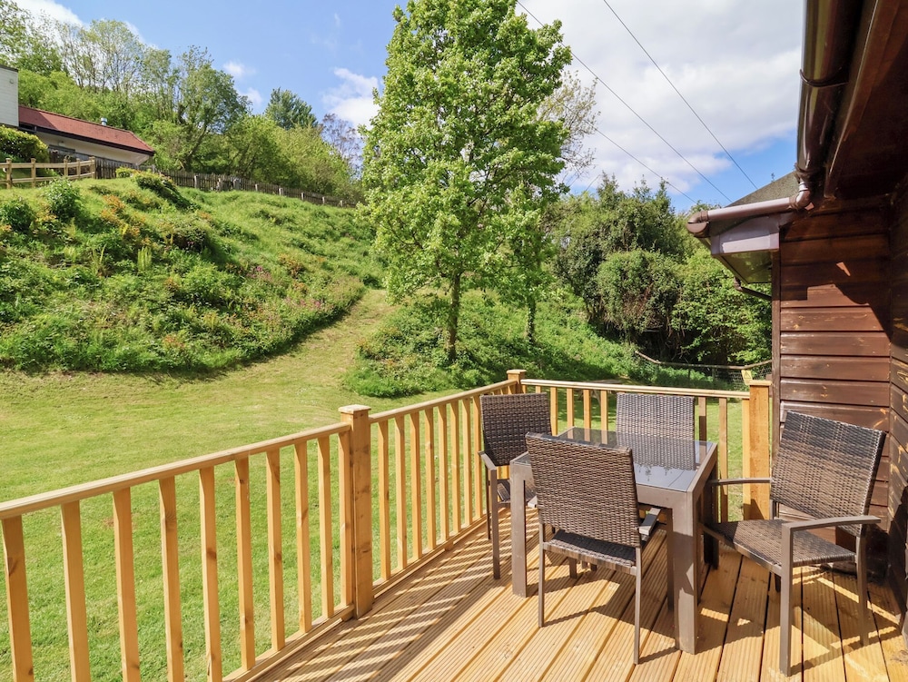 Chalet Log Cabin L6