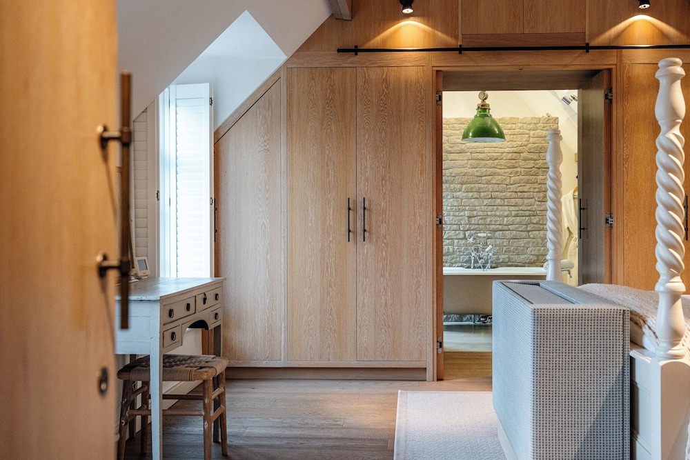 Stunning 6 BB Cottage & Annexe
