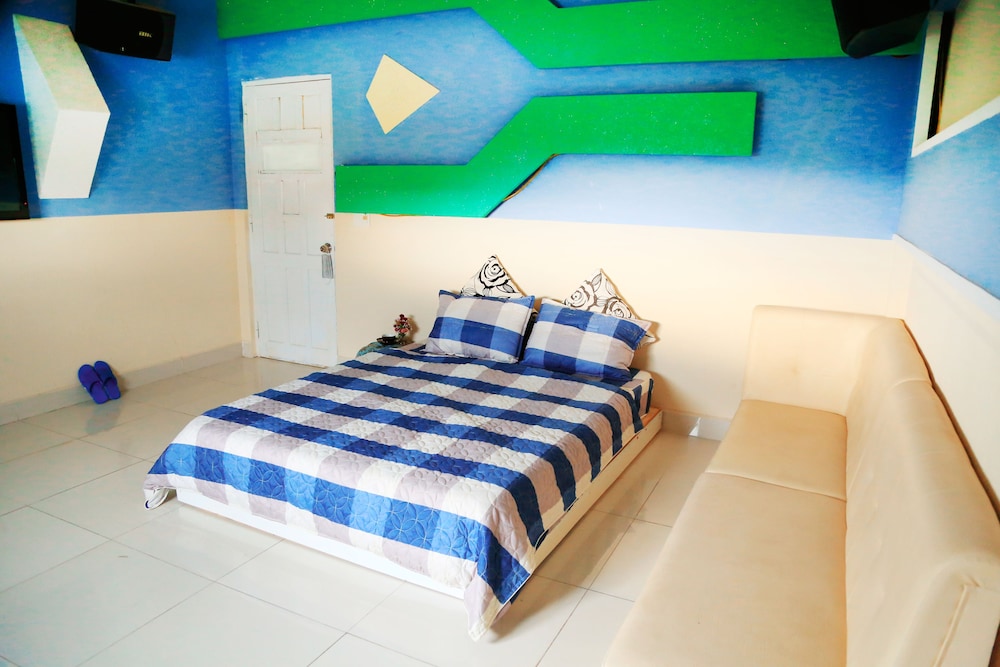 Hoai Huong Homestay