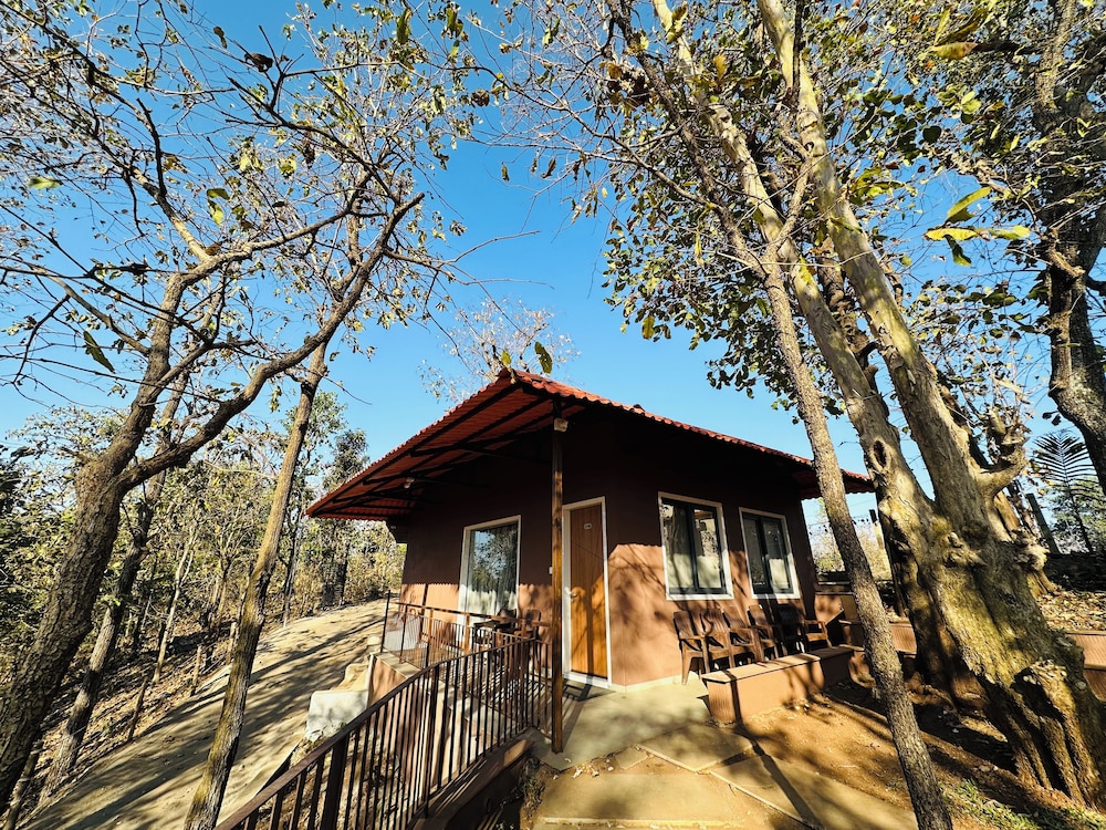 Wild heaven Glamping And Resort Saputara