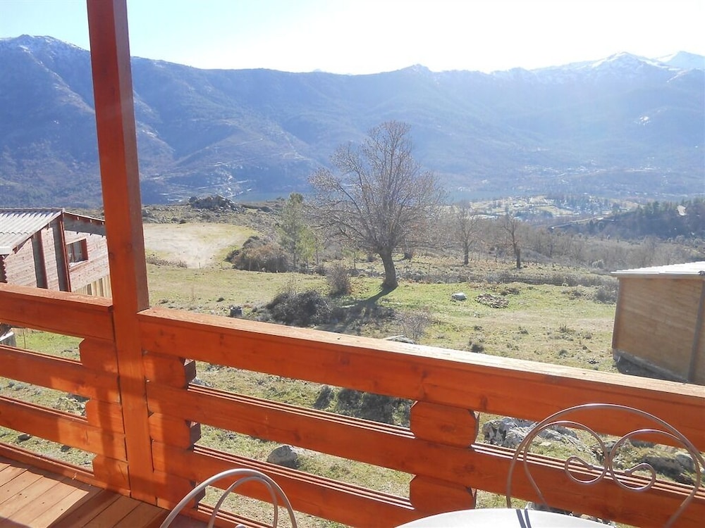 Les Chalets De Lozzi