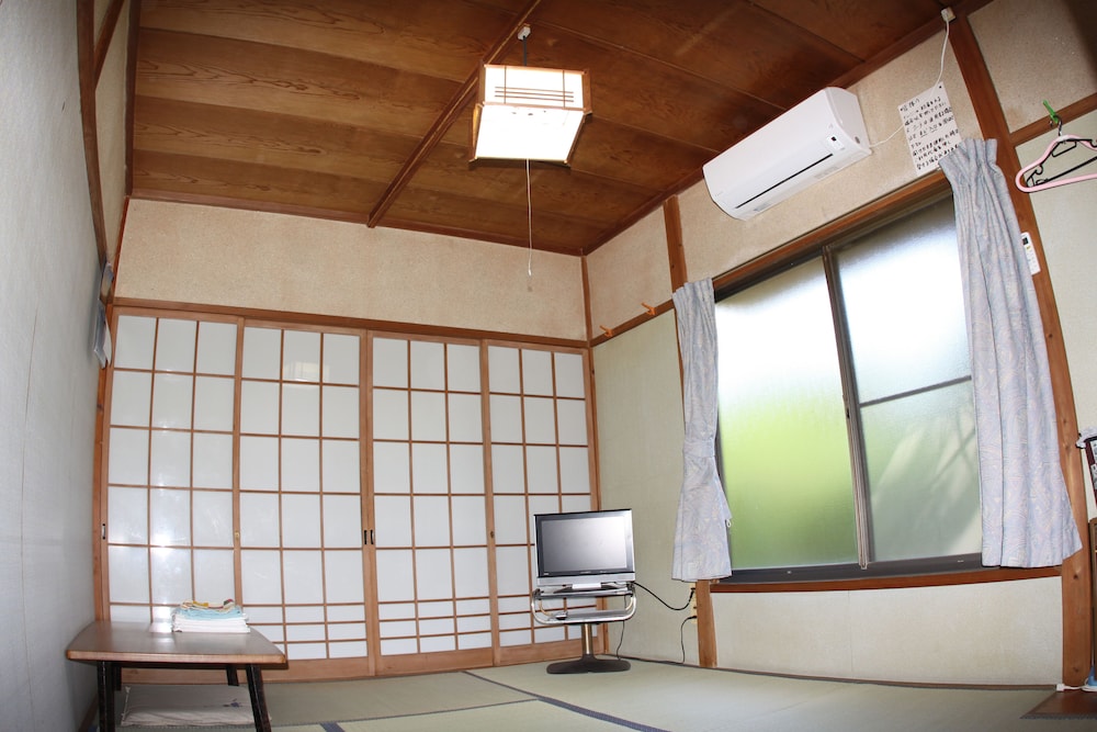 Guesthouse Tomo view 2