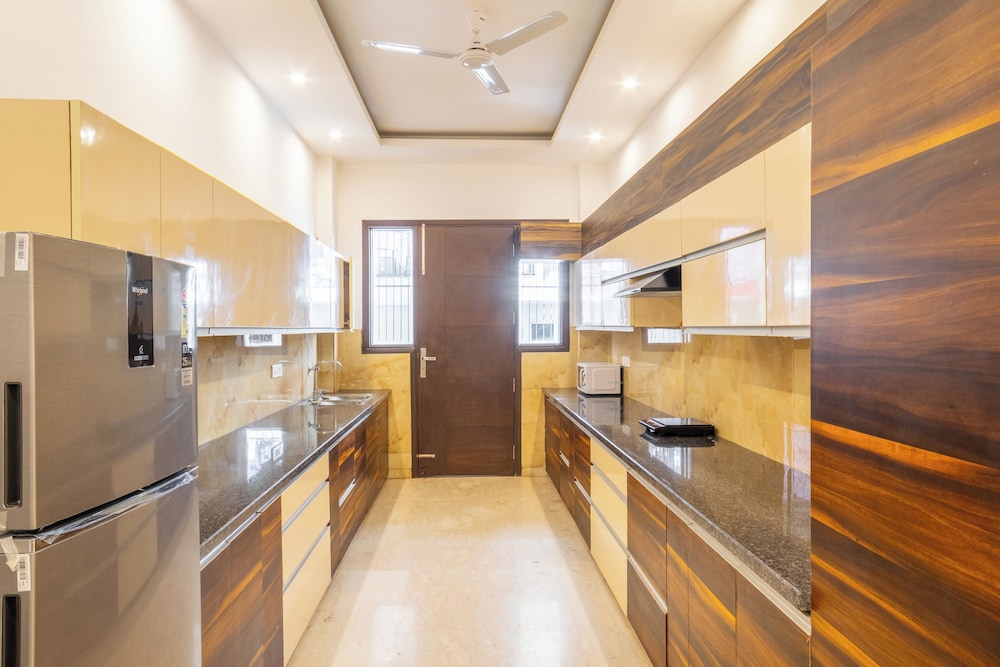 Housr Lotus Villas Sector 28 DLF Phase 4