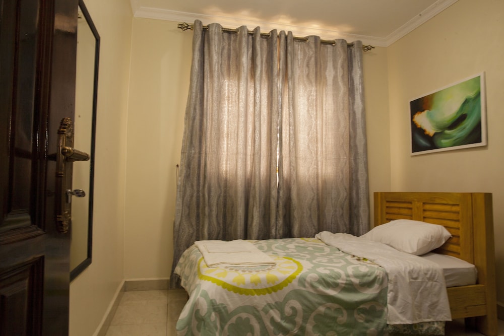 Three Bedroom art themed apartment view 4