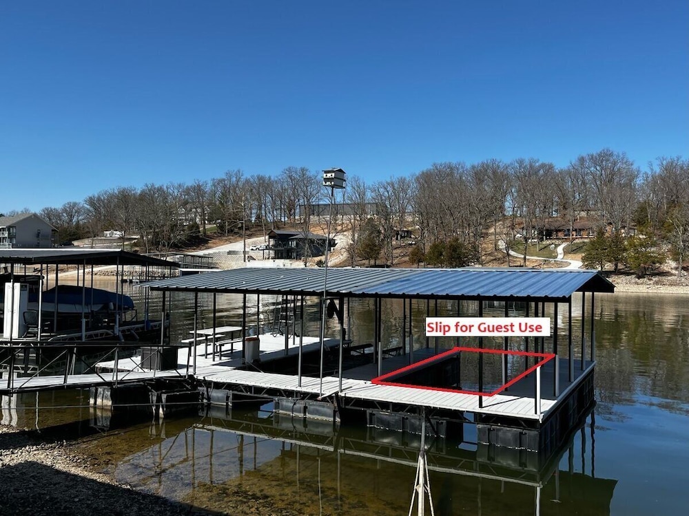 Lakefront Oasis With Skylights & Covered Boat Slip For Extra Adventure
