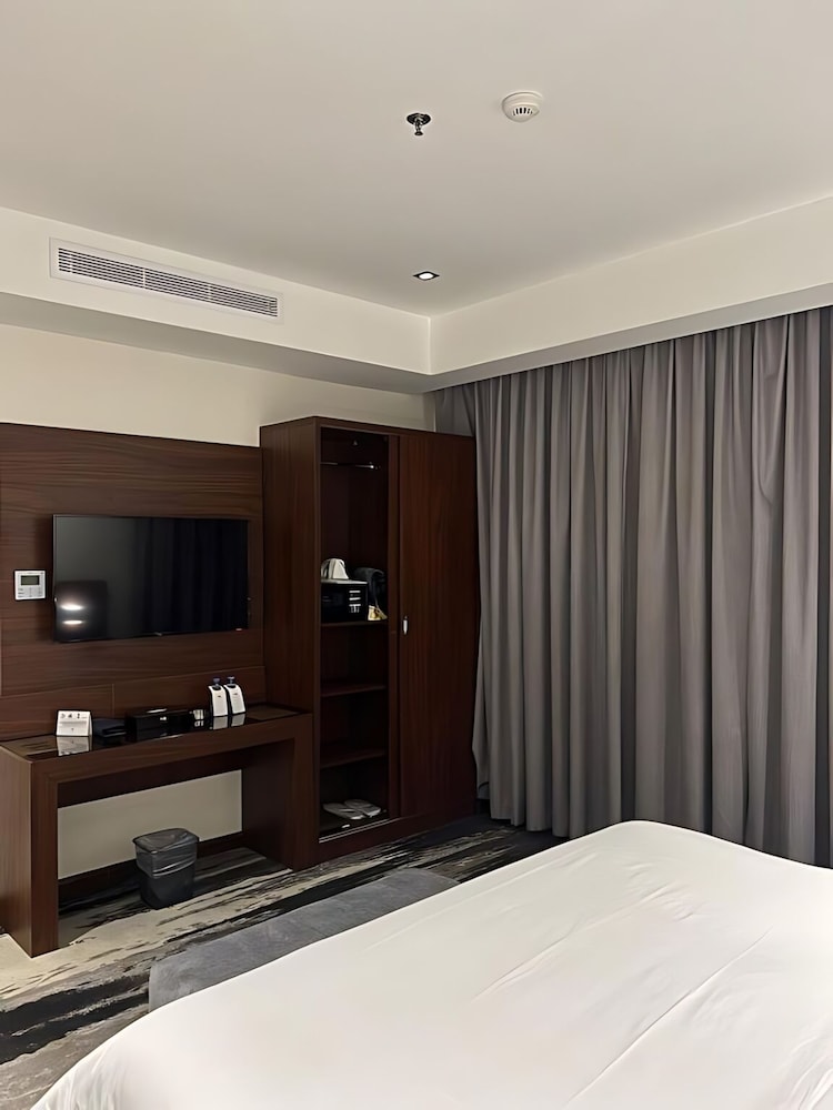 Kayan Serviced Apartments