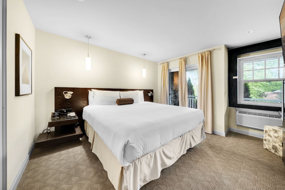 Niagara-on-the-Lake Vacations - The Shaw Club Hotel - Property Image 39