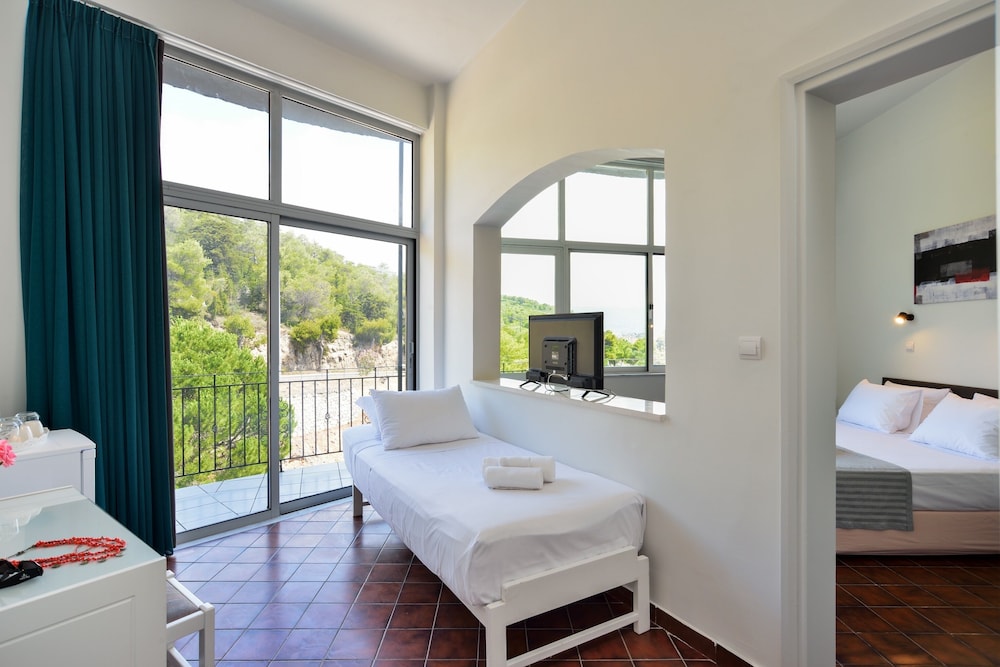 Loucerna Suites Chania