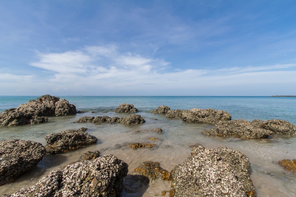Anda Lanta Resort